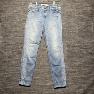 Abercrombie & Fitch Jeans Women's Size 0 Blue Embroidered Flowers